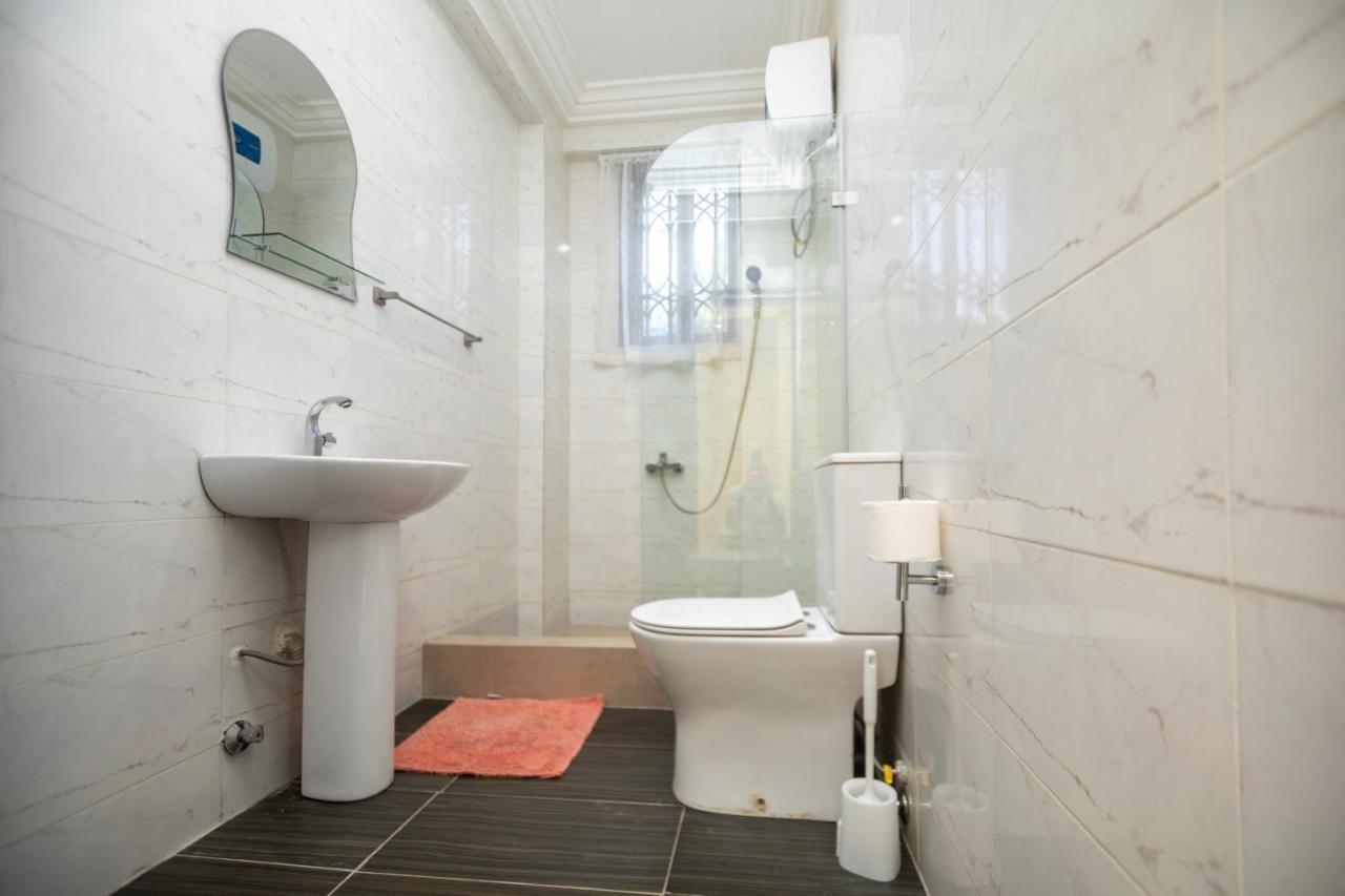 Washington Court Furnished Apartments Kwashieman Luaran gambar