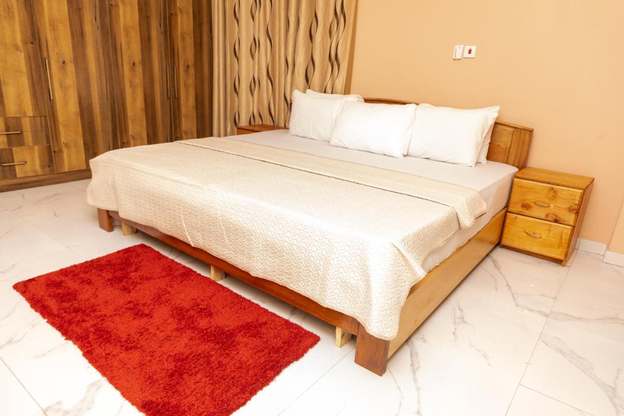 Washington Court Furnished Apartments Kwashieman Luaran gambar